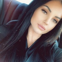 Pada minggu perdananya sebagai bintang porno, Renee berhasil meraup pemasukan 1.700 pound sterling atau sekitar Rp30 juta. (Foto: Instagram/@renee_gracie)