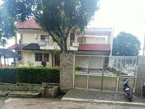 Penjaga Vila di Mojokerto Aniaya Istri dan Balitanya, Korban Luka Parah