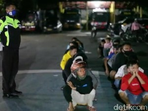 Puluhan Motor Terjaring Razia Balap Liar Diamankan Saat Ujicoba New Normal