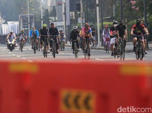 Ramai Pesepeda Konvoi Sampai Makan Badan Jalan, Jangan Begitu Dong