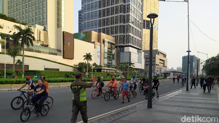suasana bundaran HI Minggu (7/6/2020) suasana bundaran HI Minggu (7/6/2020)