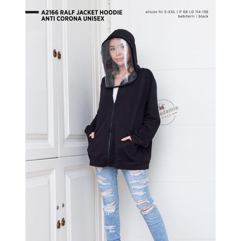 APD Stylish untuk Pergi ke Kantor di Era New Normal