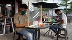 Begini Praktik New Normal di Kafe dan Restoran