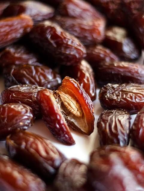 biji kurma