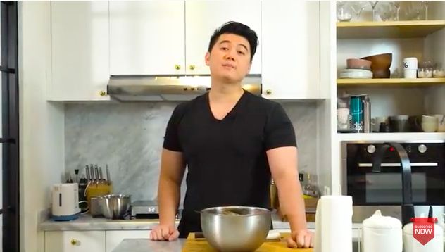 Chef Arnold Ungkap Keterampilan Chef Bersihkan Ikan hingga Kepiting