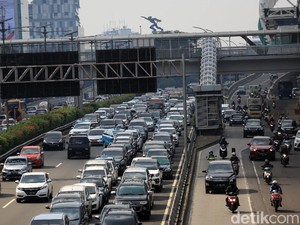 Info Macet Tol Dalkot Jakarta Pagi Ini, Ada Contraflow di Halim-Senayan