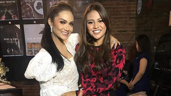 Foto Kebersamaan Krisdayanti dan Aurel Sebelum Berseteru di Medsos