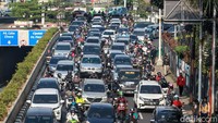 Diketahui, Hari ini memasuki pekan kedua masa pembatasan sosial berskala berskala besar (PSBB) transisi di DKI Jakarta. Sejumlah sektor sudah diizinkan untuk dibuka kembali dengan pembatasan kapasitas hingga 50 persen.