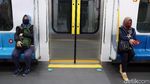 Jumlah Penumpang Dibatasi, MRT Beroperasi Normal