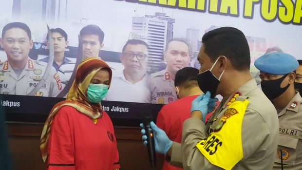 Palsukan Identitas, Perempuan Ini Bobol Puluhan Kartu Kredit Rp 1 M