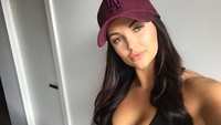 Renee Gracie, pebalap mobil Australia banting setir menjadi pengisi konten foto dan video dewasa di platform OnlyFans. Foto: Instagram @reene_gracie