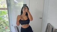 Untuk diketahui OnlyFans merupakan situs jejaring berbagi video di mana orang-orang bisa membayar untuk mendapatkan konten dari si pemilik akun. Beberapa video berisi tips atau instruksi kesehatan serta kecantikan, namun banyak juga yang menyediakan materi dewasa. Termasuk yang dimiliki Reene. Foto: Instagram @reene_gracie