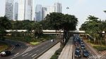 Perkantoran di DKI Mulai Buka, Jalan Sudirman Macet