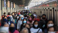 PSBB Transisi diperpanjang hingga lima kali dan terbukti angka infeksi Corona di DKI Jakarta terus meningkat tajam dan tak terbendung. Agung Pambudhy/detikcom  