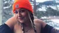 Sejak kecil, Sydney sangat dekat dengan Brad dan Jennifer Aniston. Dok. instagram/pidney