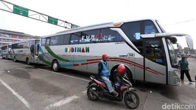Bus AKAP Kembali Beroperasi di Terminal Bekasi