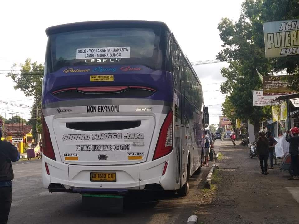 Bus Bodong yang mengambil trayek lain