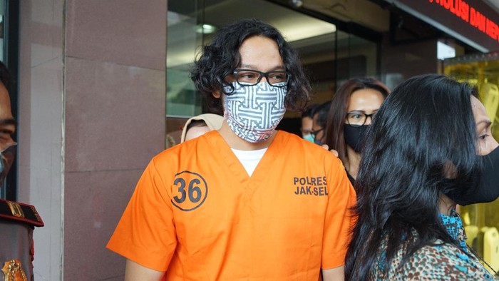 dwi sasono Dwi Sasono jalani rehabilitasi