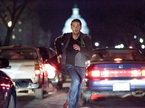 Sinopsis Eagle Eye, Dibintangi Shia LaBeouf