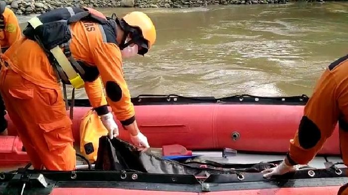 Hanyut Saat Bermain di Pinggir Sungai, Bocah di Medan Ditemukan Tewas (Foto: Istimewa)