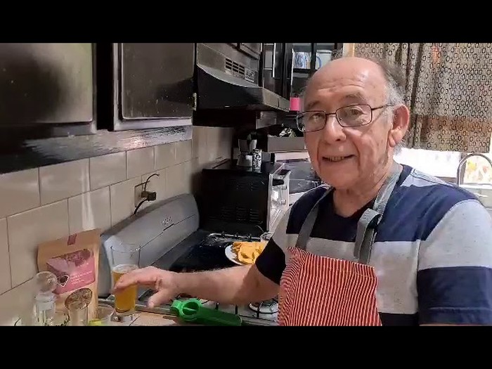 Kakek 79 tahun eksis jadi chef di YouTube