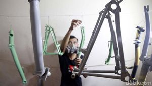 Melihat Salon Sepeda Kelas Premium Brompton