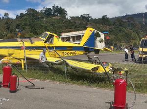 Pesawat Pengangkut BBM Tergelincir di Bandara Karubaga Papua