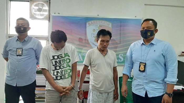 Polisi tangkap pencuri laptop-kalkulator di sekolah Palembang (Raja Adil-detikcom)