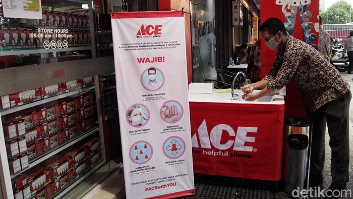 Arti di Balik Gugatan Pailit ke Ace Hardware