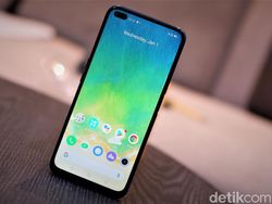 Unboxing Realme X3 SuperZoom, Punya Layar 120Hz dan Zoom 60x