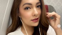 Wanita berusia 34 tahun tersebut ternyata memulai karier sejak duduk di bangku sekolah. Dok. Instagram/reisabrotoasmoro