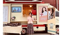 Food truck biasanya dikirim oleh rekan sesama aktor atau aktris yang saling bersahabat atau bahkan penggemar sebagai dukungan mereka kepada orang yang dituju. Foto: Instagram @yejinhand