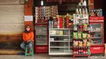 Terminal Kalideres Belum Dibuka, Calon Penumpang Gigit Jari