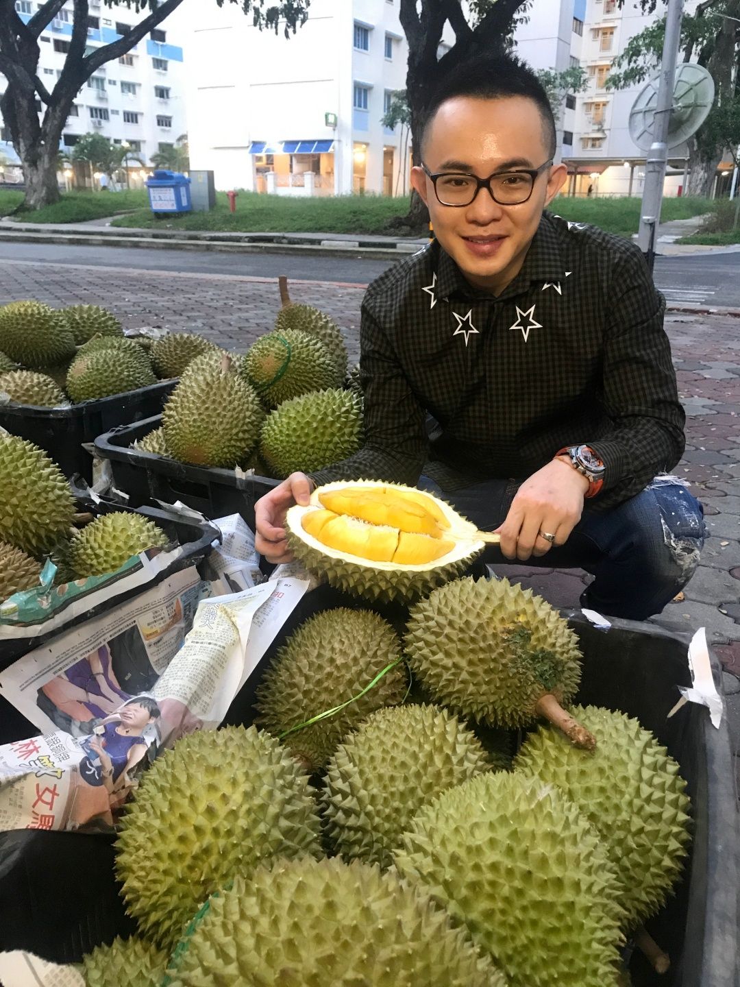 Toko Durian Ini Beri Pekerjaan Bagi Orang Yang Terkena Dampak Covid 19