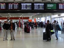 Pria Ditangkap Setelah Pasang WiFi Gratis Palsu di Bandara dan Pesawat