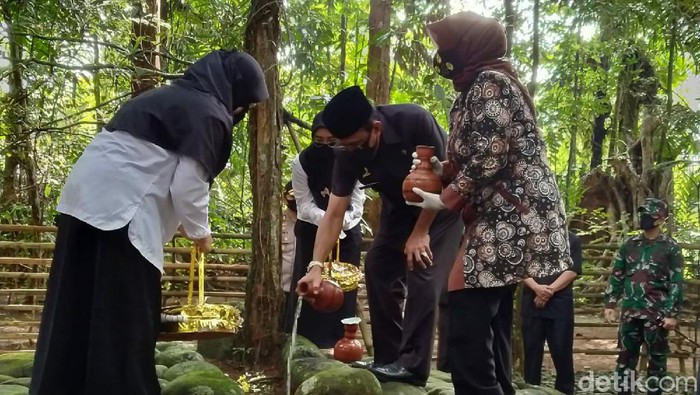 Bupati ciamis ziarah ke makam bupati galuh jelang hari jadi
