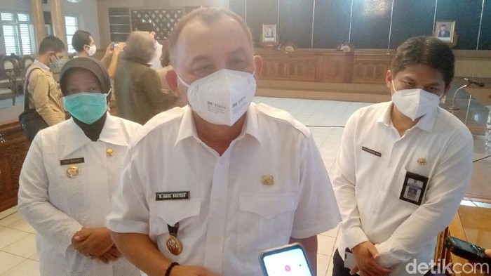 Bupati Purworejo Agus Bastian