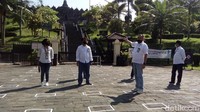 Semua diatur sedemikian rupa supaya tidak terjadi kerumunan. Nantinya semuanya untuk disiplin agar operasional kunjungan wisatawan berdampak baik saat Candi Borobudur sudah dibuka kembali nanti.