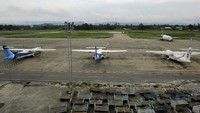 Bandara Sentani mulai dibuka kembali dengan melayani penerbangan seperti rute langsung dari Jakarta ke Jayapura atau sebaliknya.