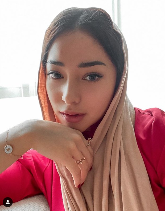 Bukan Putus, Ini Alasan Nikita Willy tampil Lebih Tertutup - Foto 6