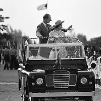 Pada 2017, Pangeran Philip mengumumkan pensiun dari tugasnya sebagai pendamping Ratu Elizabeth II. Seperti dilansir dari Associated Press, selama mengabdi untuk sang istri, terhitung 780 organisasi, termasuk beberapa badan amal, pernah dipimpin Pangeran Philip atau hanya sekadar menjadi anggotanya. Ia sudah memberikan pidato sebanyak 5. 496 kali dan menulis 14 buku. Ditambah lagi, 637 perjalanan solo internasional yang dilakoninya. (Foto: AP/Kathy Willens)