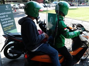 Naik Ojol Bawa Helm Sendiri, Please Deh Jangan Beli yang Rp 60 Ribuan