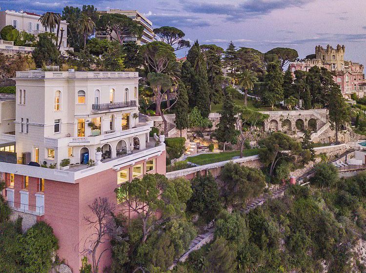 Foto: Kemewahan Rumah Lokasi Syuting James Bond yang Dijual Rp 477 M