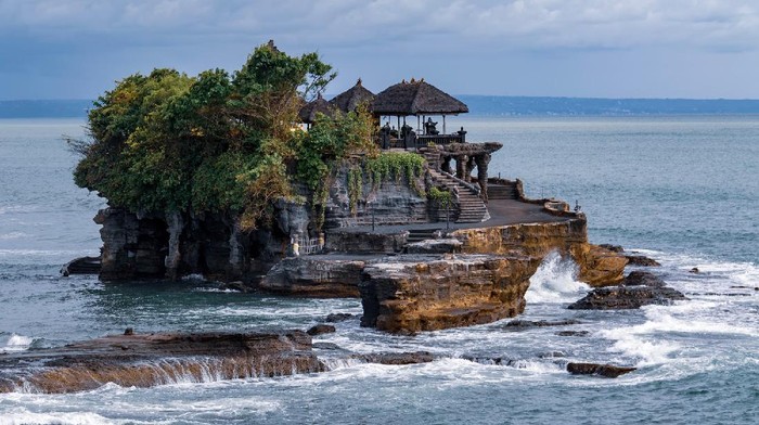 TANAH LOT BALI