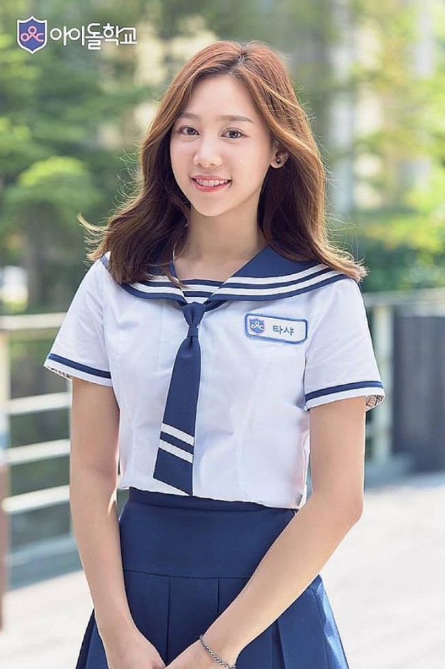 Ketika ditanya apakah dia jadi alergi dengan KPop. Ia pun tidak mengelak. Alergi? Itu adalah kata yang bagus. Aku benar-benar menahan diri dari video-video dan lagu-lagu KPop belakangan ini, tutur wanita yang pernah berpartisipasi dalam acara Idol School tersebut. Foto: Instagram @tashaalow