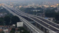 Begini suasana terkini Tol Japek yang ramai lancar di masa PSBB transisi, Rabu (10/6/2020).