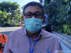 393 Guru SD dan SMP di Surabaya Positif COVID-19