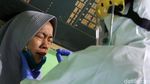 Ekspresi Pedagang Pasar Petojo Enclek Saat Tes Swab Corona