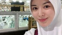 Wah, bagaimana lengkap kan? Bisa ngelucu dan diajak nonton bola lagi! Dok. Instagram/xolovelyayana