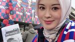 Ayana Moon Ternyata Suka Sepakbola, Fans Berat Barcelona